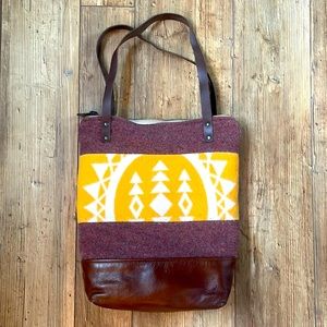Nanmade XL Tote wool and leather